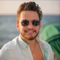 Tech Entrepreneur | Blockchain Guru