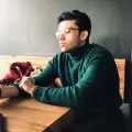 crypto market analyst