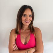 Content Queen & Social Butterfly