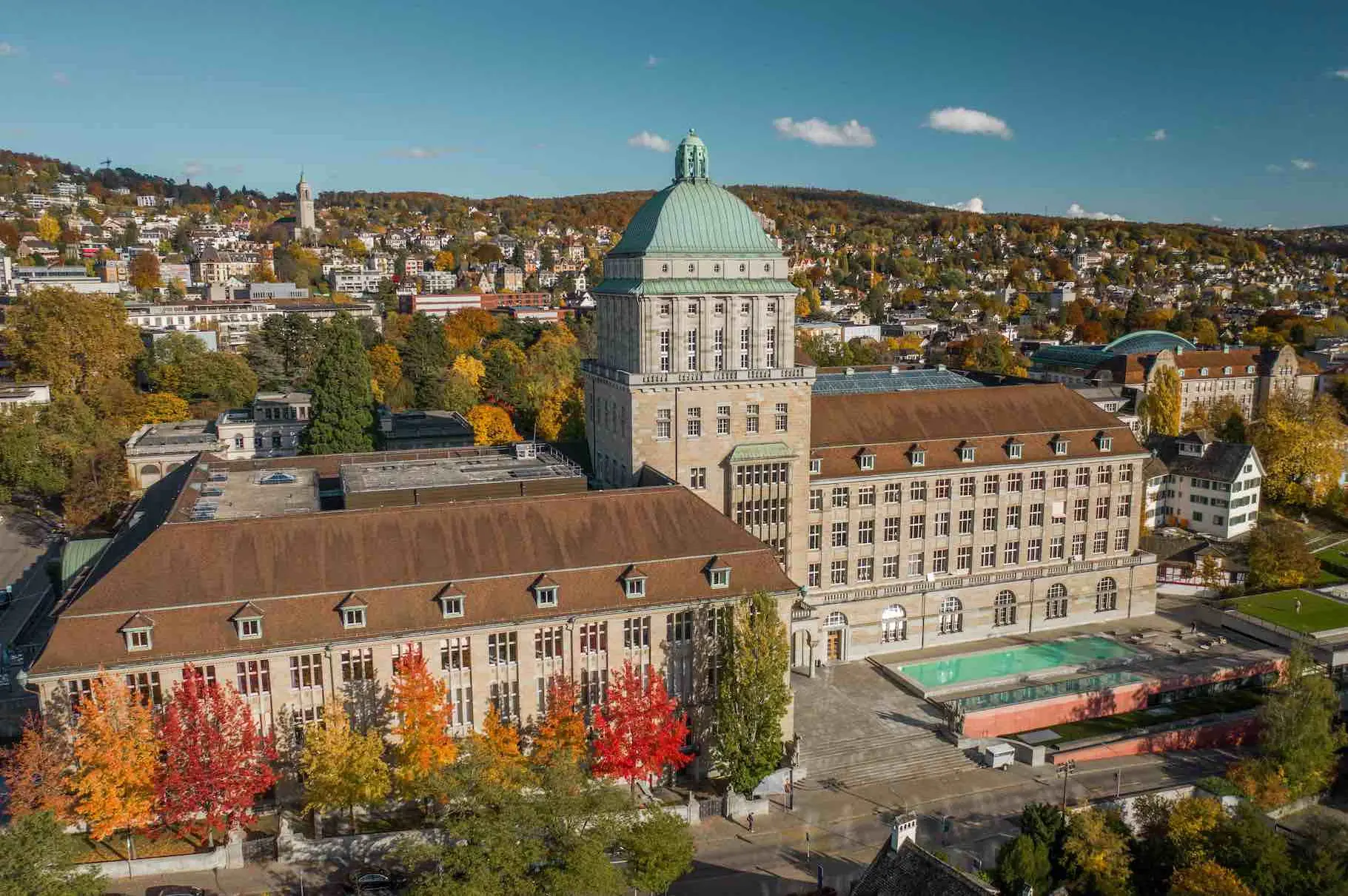 University Of Zurich.png